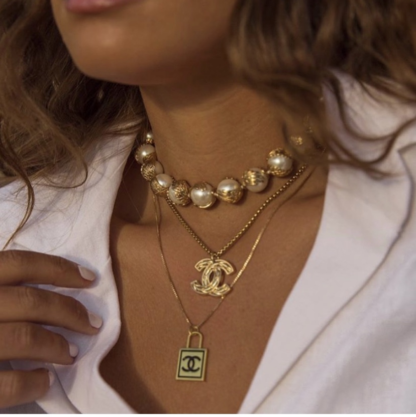 chanel logo earrings and necklace set