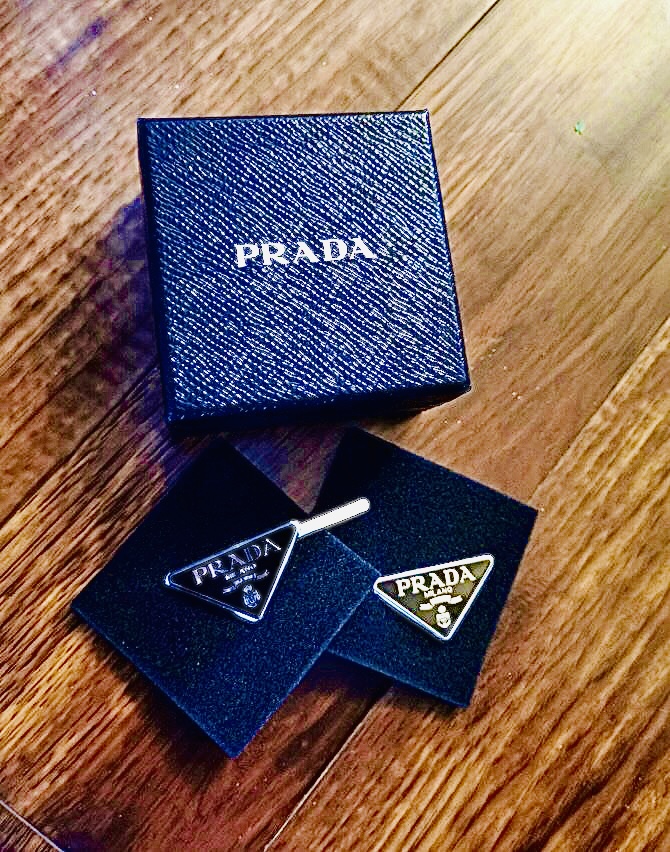 Set Of 2 Logo Hair Clips in Black - Prada