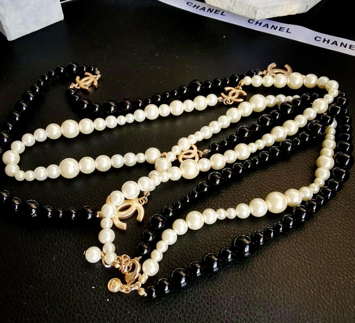 Long B&W CC Pearl Necklaces