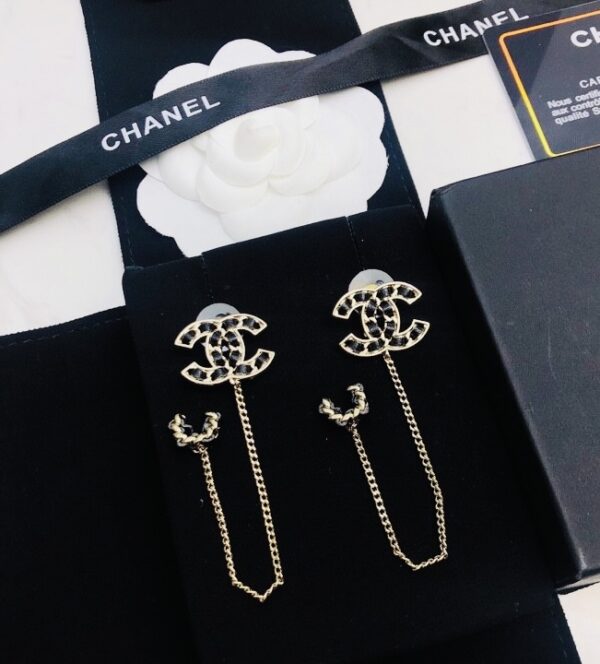 Chanel Gold earrings